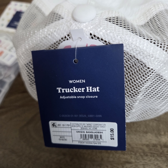 Roller Rabbit x Target Set - Disco Hearts Hat & Sticker Set - Picture 9 of 9